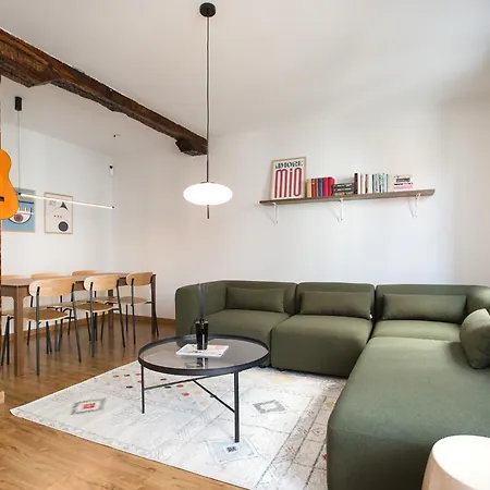 Lufia Flats 1 Apartman *