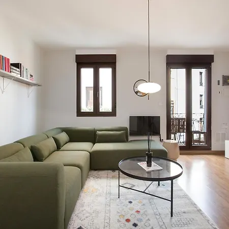 Lufia Flats 1 Apartman